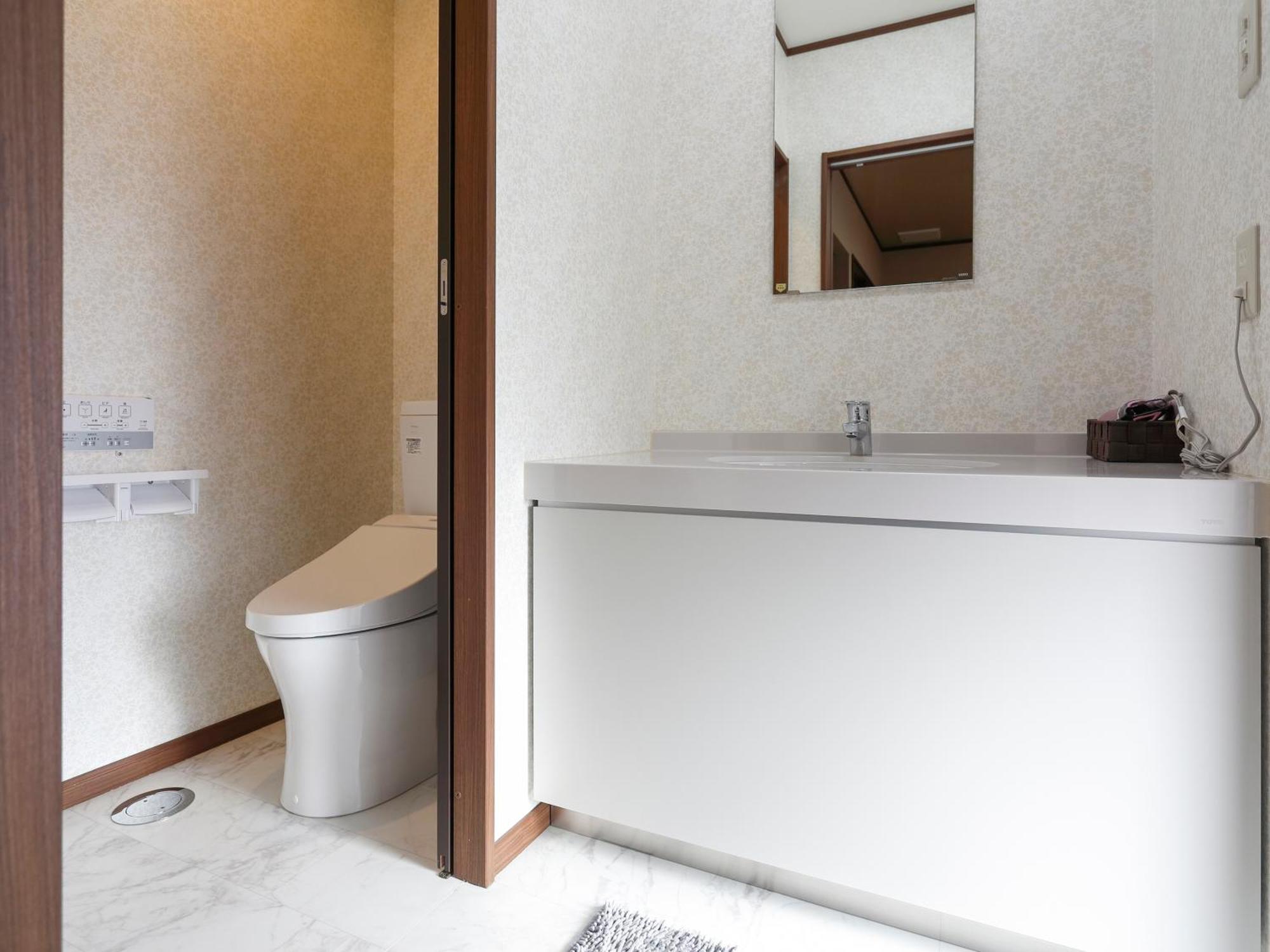 Hotel Onsenminshuku Kosakaya Nachikatsuura Zimmer foto